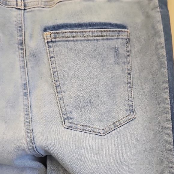 SPANX Light Blue Skinny Jeans with Dark Blue Side Panels - Picture 7 of 8